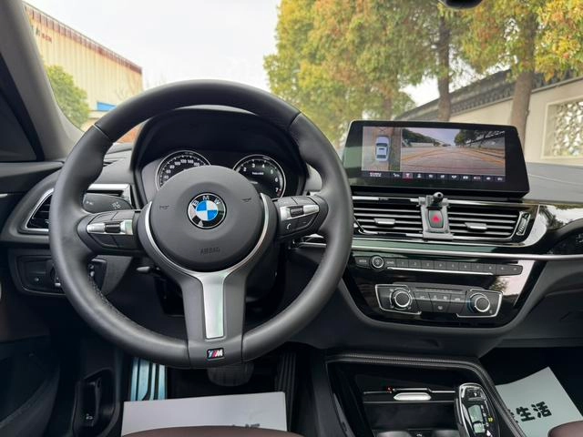 BMW 1 Series 2023 125i M Sports Obsidian Night Edition exterior photo 10