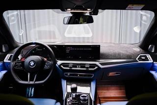 BMW M3 2023 M3 Sedán de cuatro puertas Versión Thunder interior foto 6