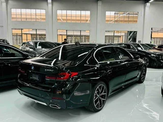 BMW 5 Series 2022 530Li Premium Class M Sports suit exterior photo 4