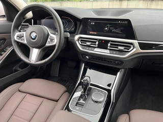 BMW 3 Series 2021 Restyling 320Li M Sports suit interior photo 9