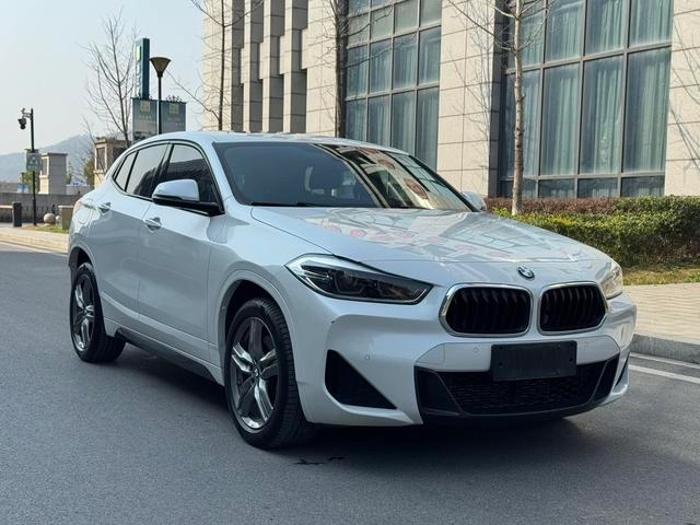 BMW X2 2021 Reforma sDrive25i M Conjunto deportivo exterior foto 3