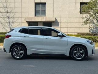 BMW X2 2021 Reforma sDrive25i M Conjunto deportivo interior foto 7