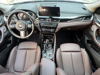 BMW X2 2021 Reforma sDrive25i M Conjunto deportivo interior foto 12