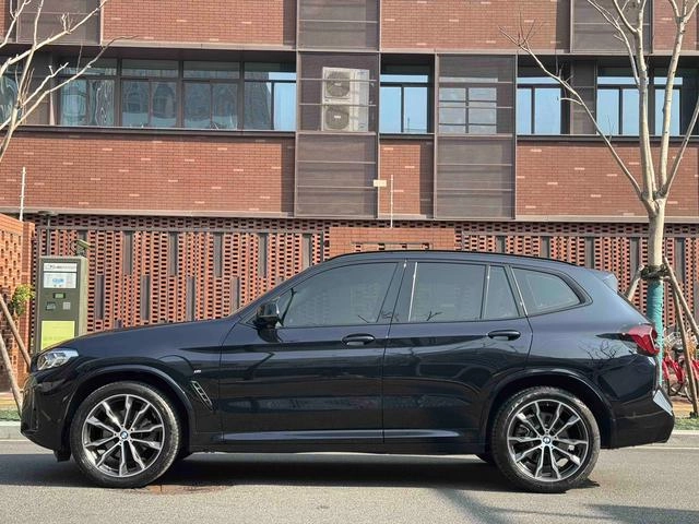 BMW X3 2022 Second change xDrive30i Leading Type M Obsidian Night Suit exterior photo 3