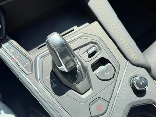 LYNK & CO 01 2023 2.0TD two-drive type Pro interior photo 14 LYNK & CO 01 2023 2.0TD two-drive type Pro interior photo 14