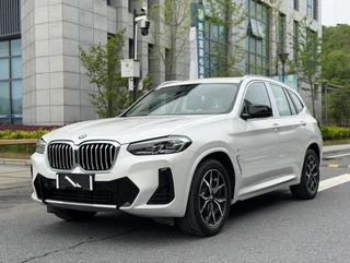 BMW X3 2022 xDrive25i M Conjunto deportivo
