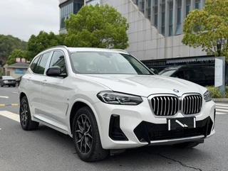 BMW X3 2022 xDrive25i M Sports suit exterior photo 3