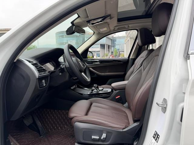 BMW X3 2022 xDrive25i M Sports suit exterior photo 5