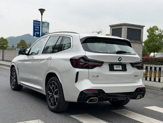 BMW X3 2022 xDrive25i M Sports suit interior photo 11