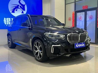 BMW X5 2022 Restyling xDrive 40Li M Sports suit exterior photo 3