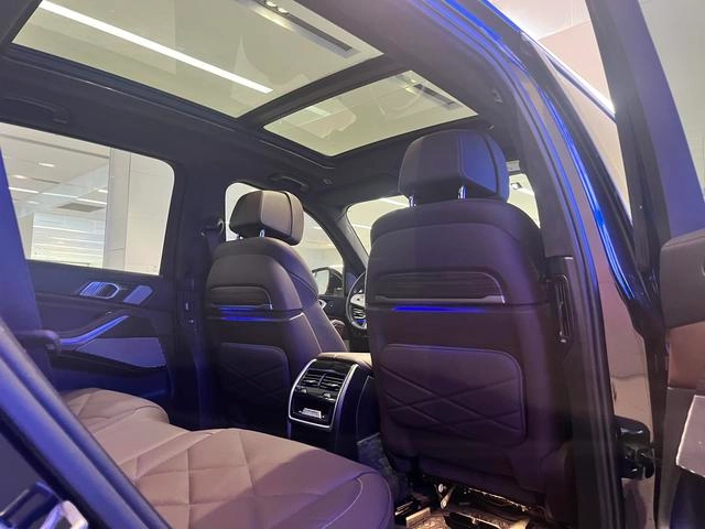 BMW X5 2022 Restyling xDrive 40Li M Sports suit exterior photo 8