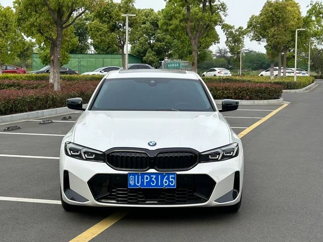 BMW 3 Series 2025 330Li M Sports Night Suit exterior photo 2