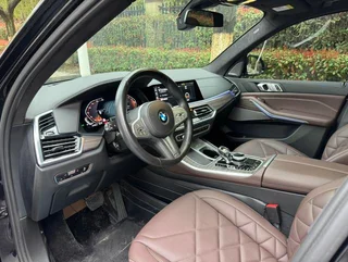 BMW X5 2022 Restyling xDrive 40Li M Sports suit exterior photo 6