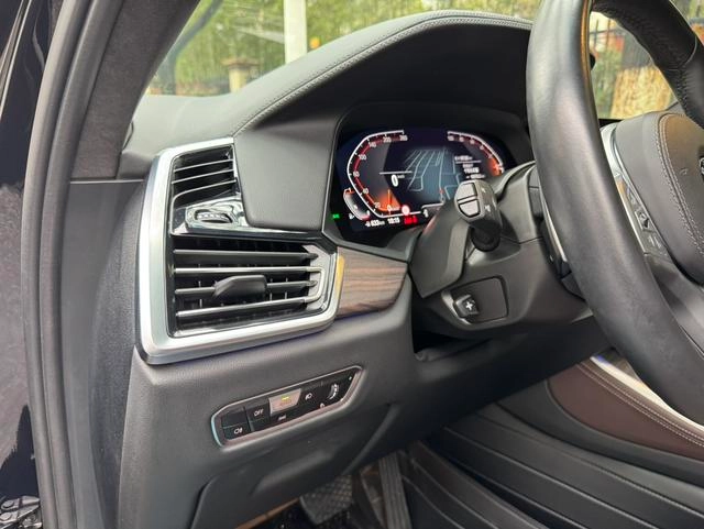 BMW X5 2022 Restyling xDrive 40Li M Sports suit exterior photo 9