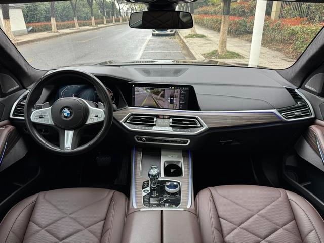 BMW X5 2022 Restyling xDrive 40Li M Sports suit interior photo 16