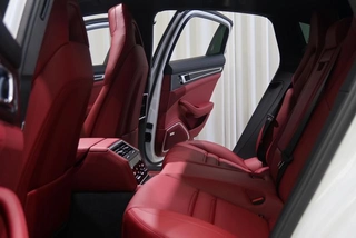 Porsche Panamera 2023 Panamera 2.9T Edición de platino interior foto 15