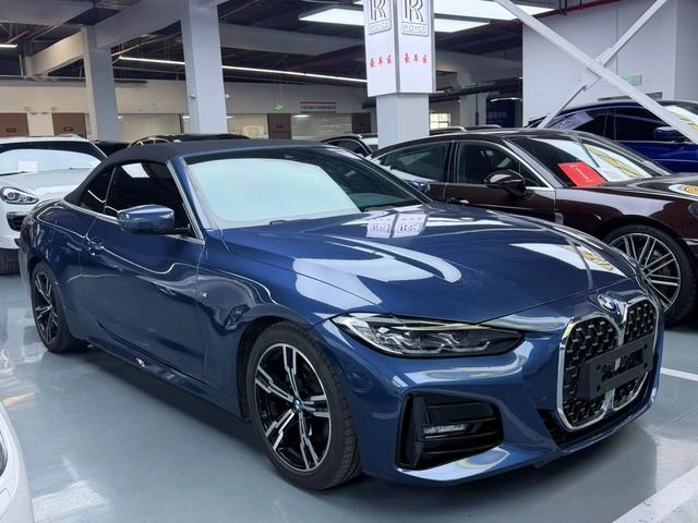 BMW 4 Series 2022 425i Convertible M Sports suit exterior photo 3