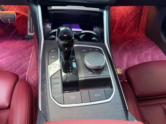 BMW 4 Series 2022 425i Convertible M Sports suit exterior photo 7
