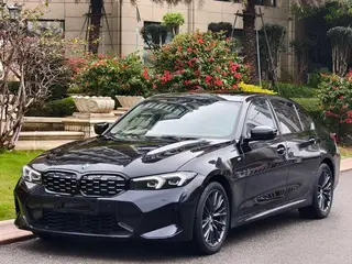 BMW 3 Series 2023 325Li M Спортивный ночной костюм