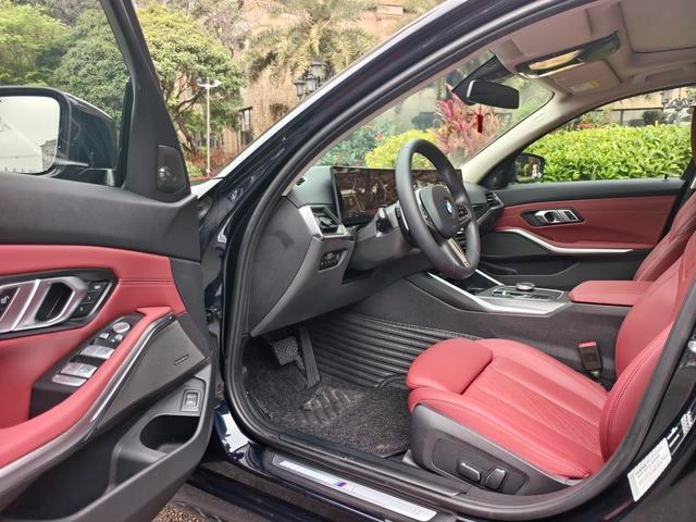 BMW 3 Series 2023 325Li M Sports Night Suit exterior photo 8