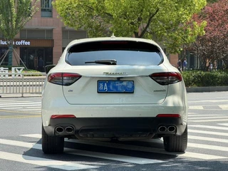 Maserati Levante 2021 3.0T Standard Edition interior photo 9