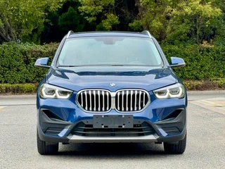 BMW X1 2022 sDrive25Li Лидирующий экстерьер фото 2