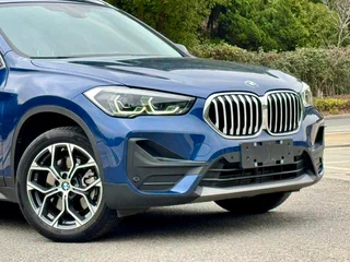 BMW X1 2022 sDrive25Li Лидирующий экстерьер фото 5