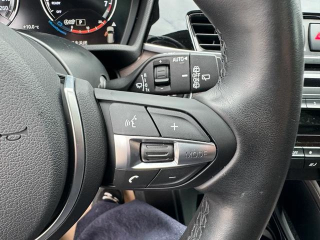 BMW X1 2022 sDrive25Li Лидирующий интерьер фото 17