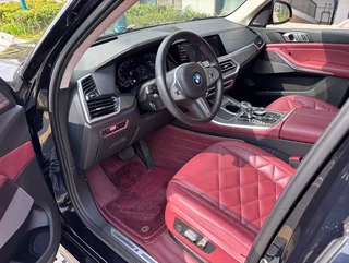 BMW X5 2022 Restyling xDrive 30Li M Sports suit interior photo 10