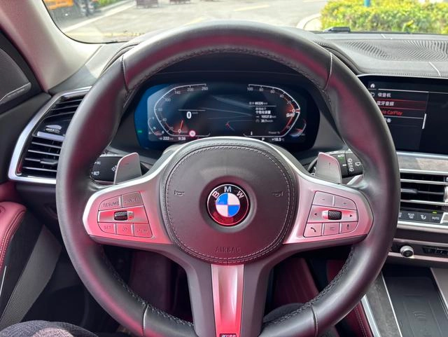 BMW X5 2022 Restyling xDrive 30Li M Sports suit interior photo 13