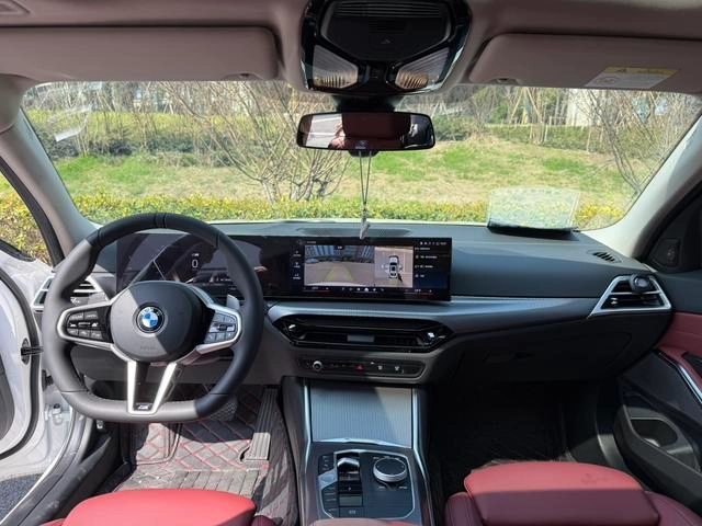 BMW 3 Series 2025 330Li M Sports Night Suit interior photo 8