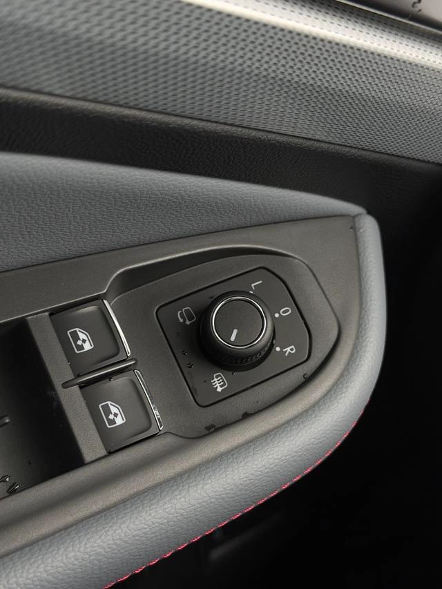 Volkswagen Lamando 2023 Lamando L 280TSI DSG Cool Spicy Edition interior photo 14 Volkswagen Lamando 2023 Lamando L 280TSI DSG Cool Spicy Edition interior photo 14