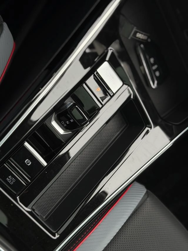 Volkswagen Lamando 2023 Lamando L 280TSI DSG Cool Spicy Edition interior photo 15 Volkswagen Lamando 2023 Lamando L 280TSI DSG Cool Spicy Edition interior photo 15