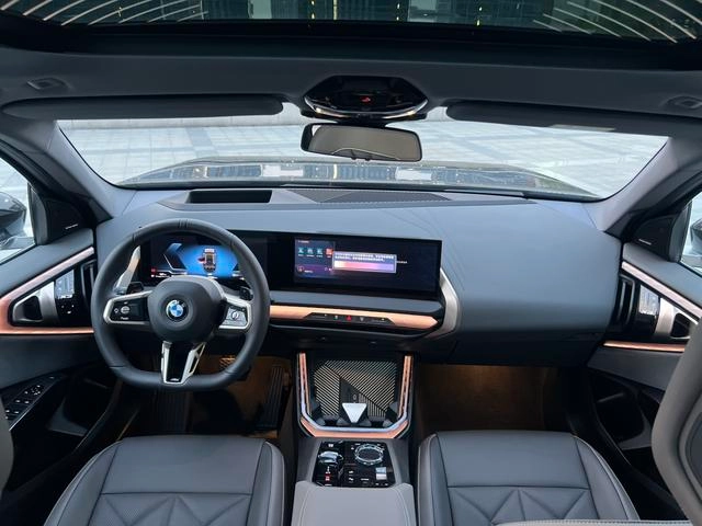 BMW X3 2025 xDrive30L Premium Class M Sports suit interior photo 13
