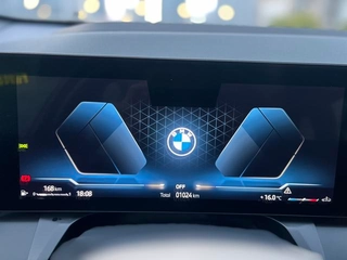 BMW X3 2025 xDrive30L Premium Class M Sports suit interior photo 16