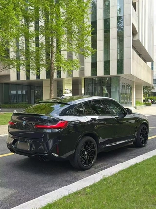 BMW X4 M 2022 X4 M Thunder Edition interior photo 8