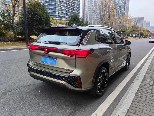 Volkswagen Tayron 2025 Tayron L 380TSI Four-wheel drive luxury exterior photo 4 Volkswagen Tayron 2025 Tayron L 380TSI Four-wheel drive luxury exterior photo 4