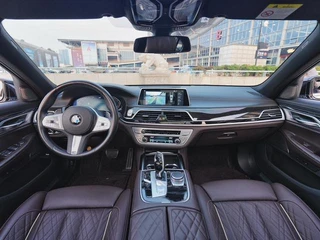 BMW 7 Series 2021 740Li Лидирующий M Спортивный костюм экстерьер фото 6
