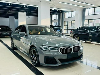 BMW 5 Series 2021 530i M Sports suit exterior photo 3