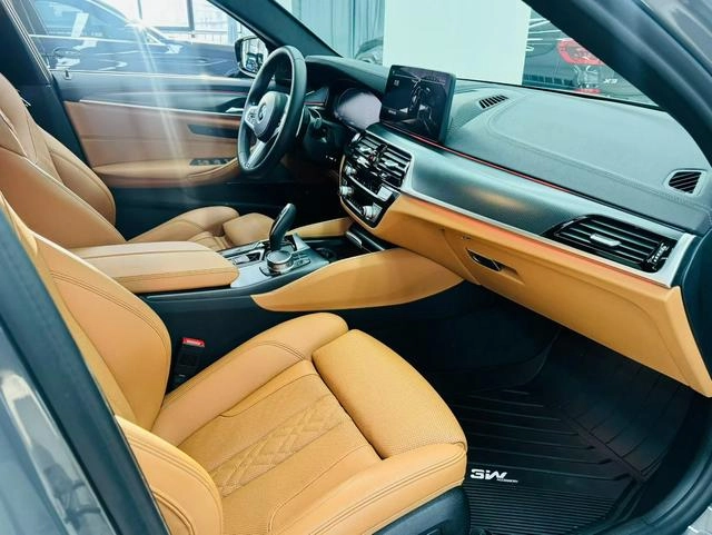 BMW 5 Series 2021 530i M Sports suit interior photo 7