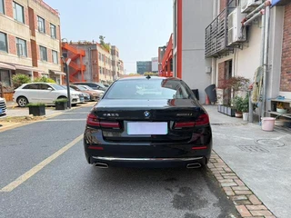 BMW 5 Series 2022 525Li Роскошный набор экстерьер фото 6