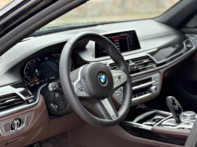 BMW 7 Series 2021 730Li M Спортивный костюм экстерьер фото 4