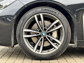 BMW 7 Series 2021 730Li M Спортивный костюм интерьер фото 17