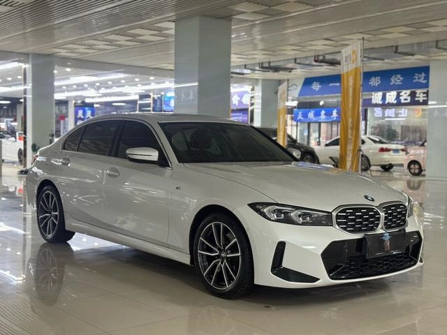 BMW 3 Series 2023 325Li M Sports suit exterior photo 3