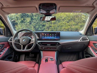BMW 3 Series 2025 330Li M Set de nuit de sport intérieur photo 15
