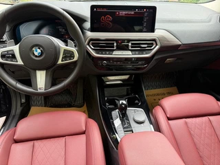 BMW X3 2022 xDrive30i Leading Type M Obsidian Night Suit interior photo 7
