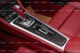 Porsche 718 2023 Boxster Style Edition 2.0T intérieur photo 16