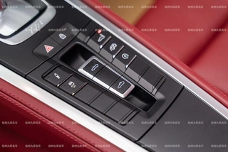 Porsche 718 2023 Boxster Style Edition 2.0T intérieur photo 18