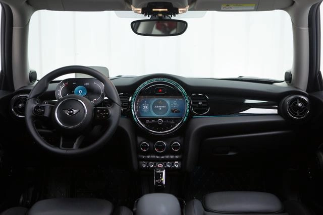 MINI 2023 2.0T COOPER S Special Edition интерьер фото 7