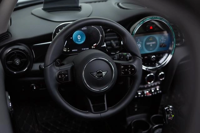 MINI 2023 2.0T COOPER S Special Edition интерьер фото 8
